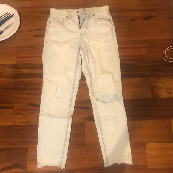 American Eagle ripped jeans size 2 - Picture 1 of 6